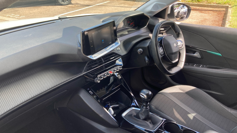 Peugeot 208 1.2 PureTech 100 Allure 5dr Petrol Hatchback